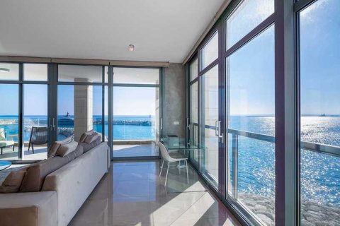 2 bedrooms Apartment in Limassol, Cyprus No. 78034 14