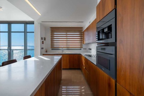 2 bedrooms Apartment in Limassol, Cyprus No. 78034 11