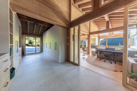 Дом с 5 спальнями в Les Gets, Франция №99974 10