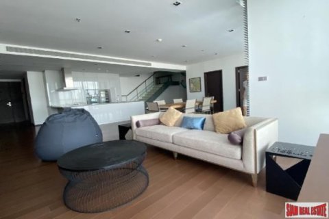4 bedrooms Duplex in Bangkok, Thailand No. 97041 2
