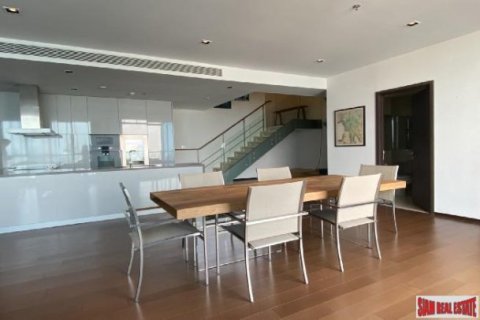 4 bedrooms Duplex in Bangkok, Thailand No. 97041 1