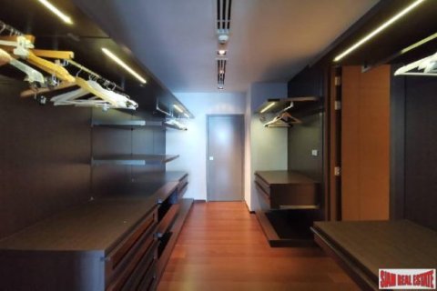 4 bedrooms Duplex in Bangkok, Thailand No. 97041 11