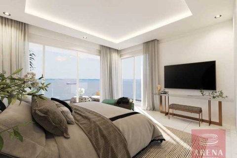 5 bedrooms Villa in Pervolia, Cyprus No. 79642 4