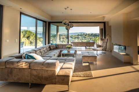 Дом с 5 спальнями в Гримо, Франция №76718 8