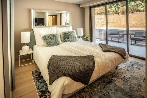 Дом с 5 спальнями в Гримо, Франция №76718 11