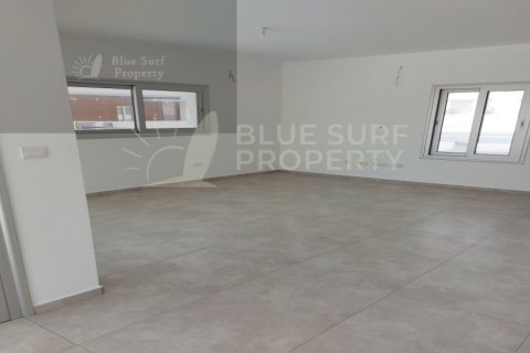 4 bedrooms Villa in Paralimni, Cyprus No. 36536 5