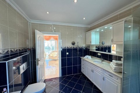 5 habitaciones Villa en Lien Chieu, Vietnam No. 92955 29