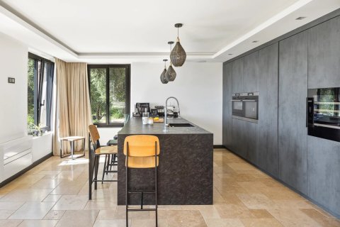 6 bedrooms Villa in Le Tignet, France No. 99766 6