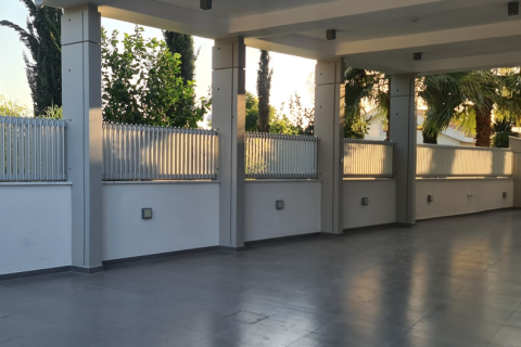 4 bedrooms Villa in Agios Tychonas, Cyprus No. 31929 5