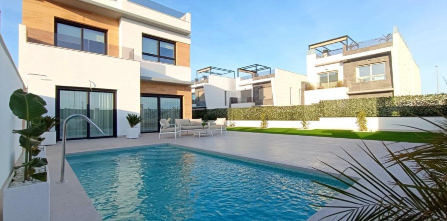 3 bedrooms Apartment in Nam Xay, Vietnam No. 111108