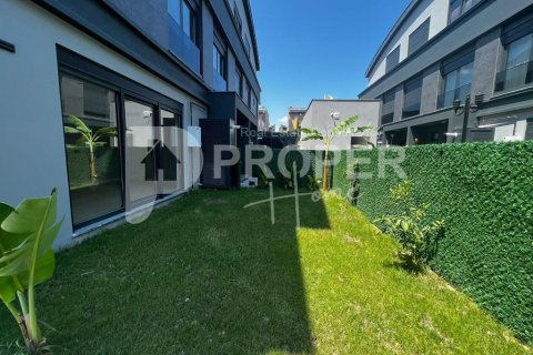 7 rooms Appartement à Konyaalti, Turkey No. 21069