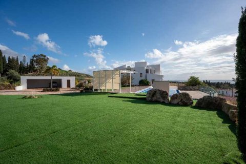 4 chambres Villa à Paphos, Cyprus No. 79685 2