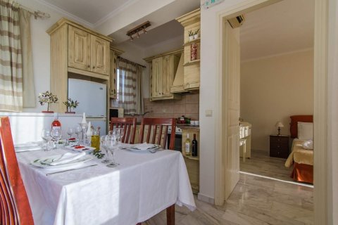 2 bedrooms Villa in Corfu, Greece No. 108411 4