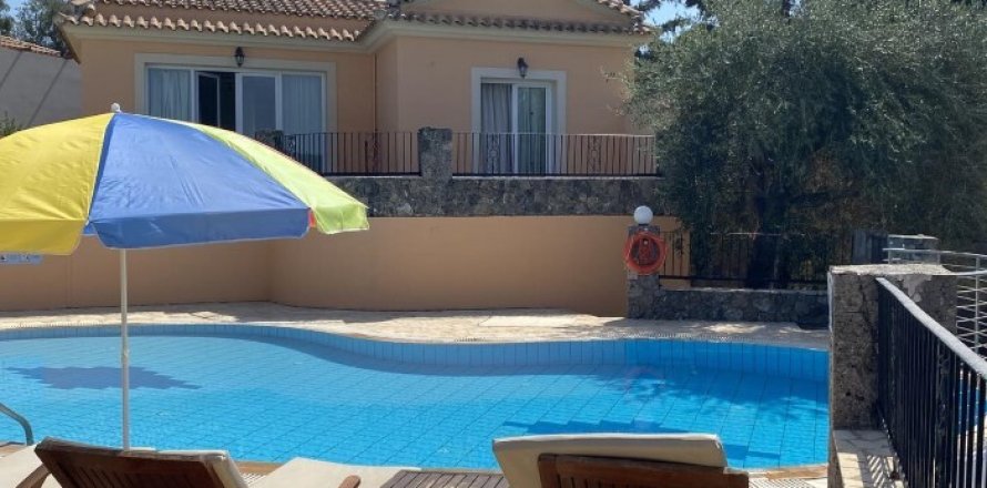 2 bedrooms Villa in Corfu, Greece No. 108411