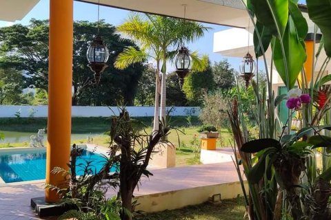 6 bedrooms House in Chiang Mai, Thailand No. 97610 16