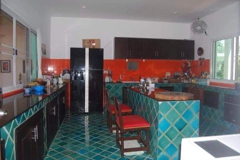 6 bedrooms House in Chiang Mai, Thailand No. 97610 15