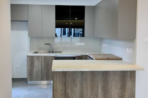 3 bedrooms Apartment in Limassol, Cyprus No. 33304 4