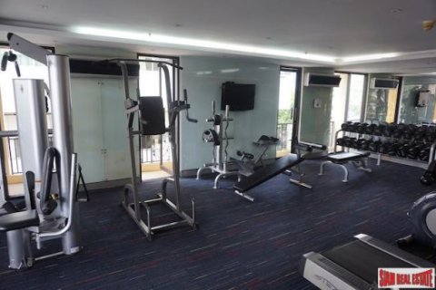 2 bedrooms House in Bangkok, Thailand No. 96588 7