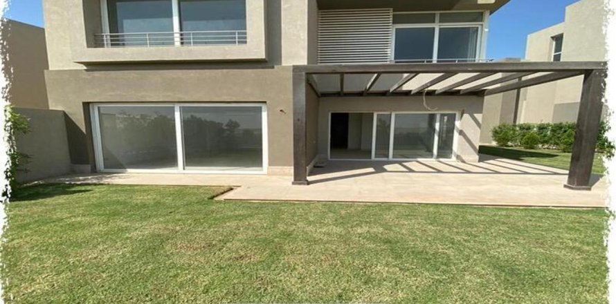 5 bedrooms Villa in Rabaa, Vietnam No. 38122