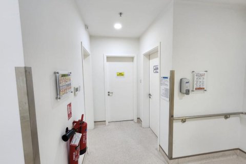 9 bedrooms Villa in Al Basatine, Vietnam No. 95290 4