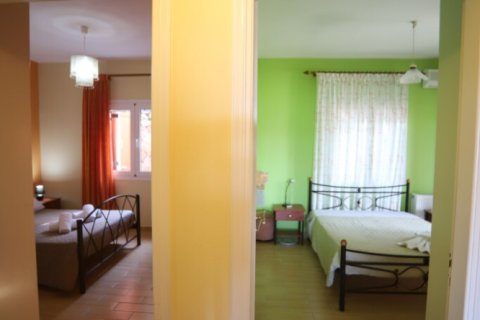 160m² House in Corfu, Greece No. 108456 11