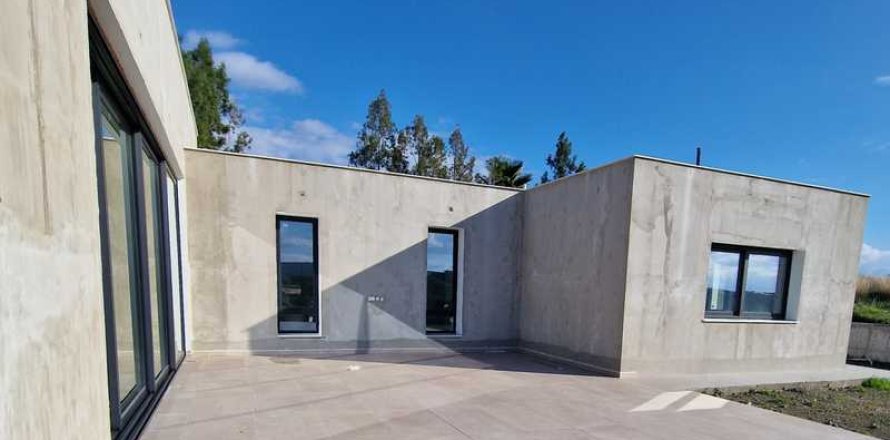 3 bedrooms House in Pyrgos, Cyprus No. 78629