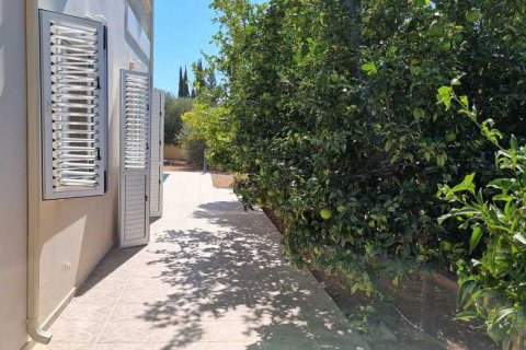 4 bedrooms House in Tala, Cyprus No. 39718 15