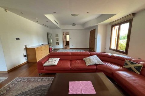 5 dormitorios House en Strovolos, Cyprus No. 28924 5