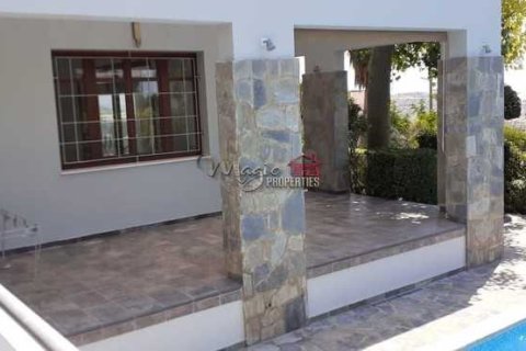 5 bedrooms House in Agios Athanasios, Cyprus No. 78342 16