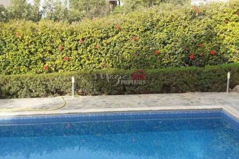 5 bedrooms House in Agios Athanasios, Cyprus No. 78342 13