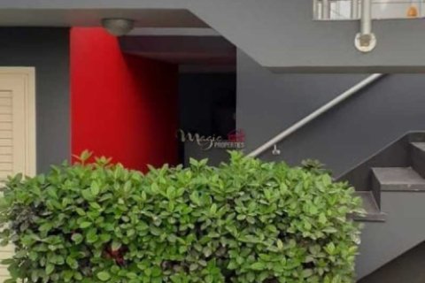 5 bedrooms House in Agios Athanasios, Cyprus No. 78342 10