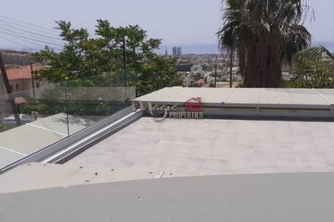 5 bedrooms House in Agios Athanasios, Cyprus No. 78342 7