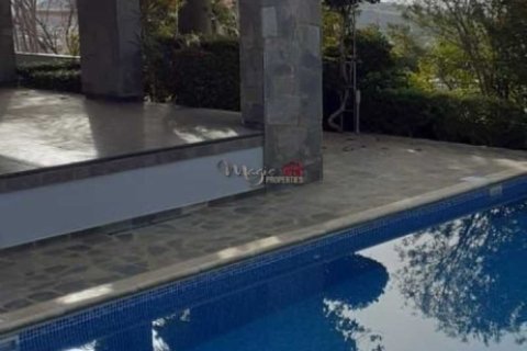 5 bedrooms House in Agios Athanasios, Cyprus No. 78342 3