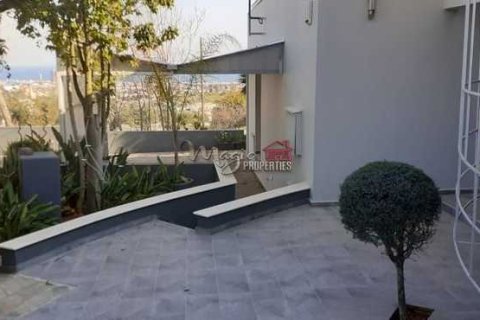 5 bedrooms House in Agios Athanasios, Cyprus No. 78342 1