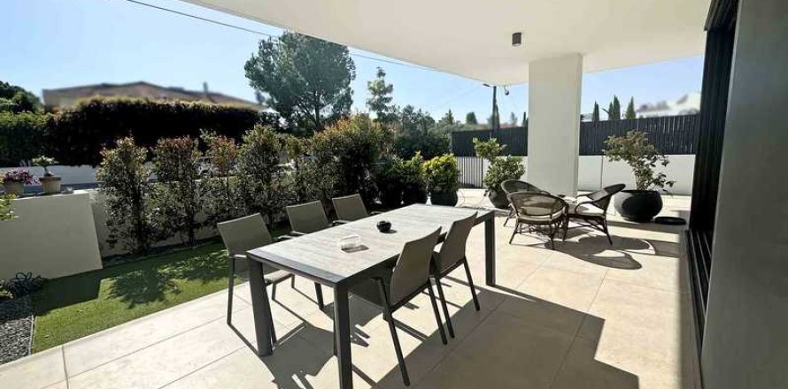 3 bedrooms Apartment in Enkomi, Cyprus No. 103451