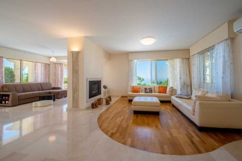 5 bedrooms Villa in Agios Tychonas, Cyprus No. 76253 7