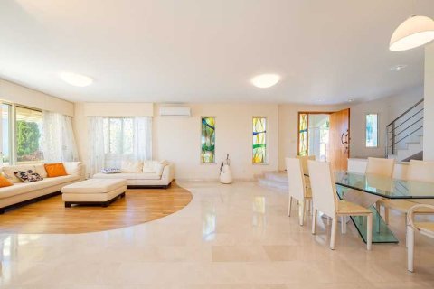 5 bedrooms Villa in Agios Tychonas, Cyprus No. 76253 6