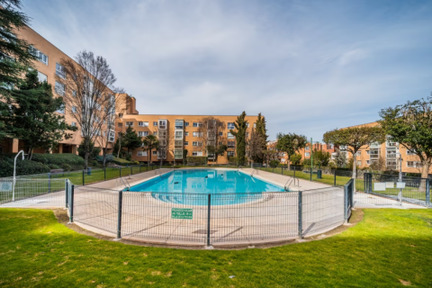 3 dormitorios Apartment en Madrid, Spain No. 99112 1