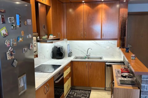 3 bedrooms Apartment in Athens, Greece No. 122232 8