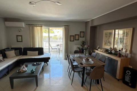 3 bedrooms Apartment in Athens, Greece No. 122232 3