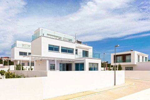 3 bedrooms Villa in Ayia Napa, Cyprus No. 70253 15