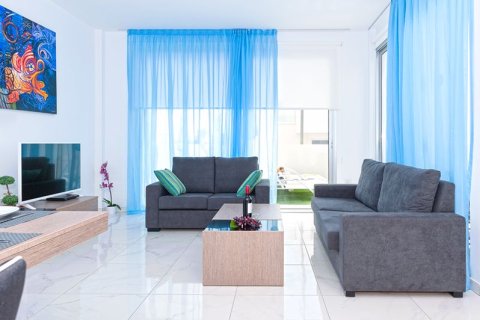 3 bedrooms Villa in Ayia Napa, Cyprus No. 70253 4