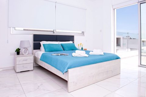 3 bedrooms Villa in Ayia Napa, Cyprus No. 70253 6