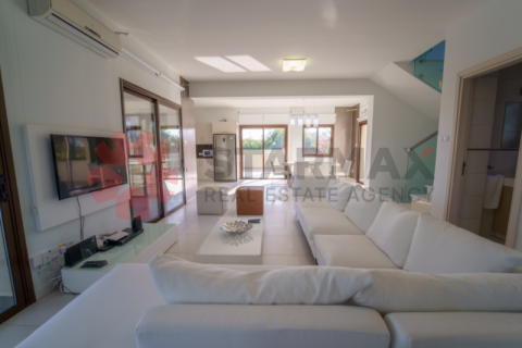 4 bedrooms House in Famagusta, Cyprus No. 82435 12