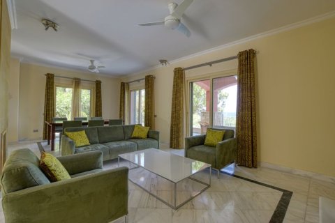 5 bedrooms Villa in Polis, Cyprus No. 64842 3