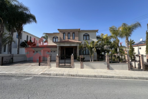 4 chambres House à Aradippou, Cyprus No. 82682 1