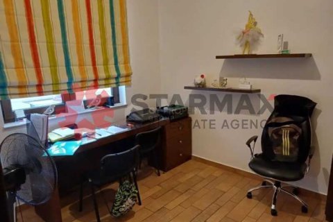 4 chambres House à Aradippou, Cyprus No. 82682 11