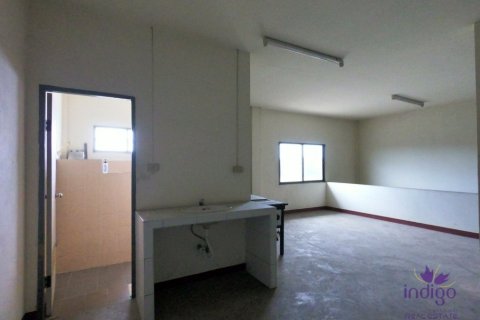 640m² Commercial property in Chiang Mai, Thailand No. 97829 3