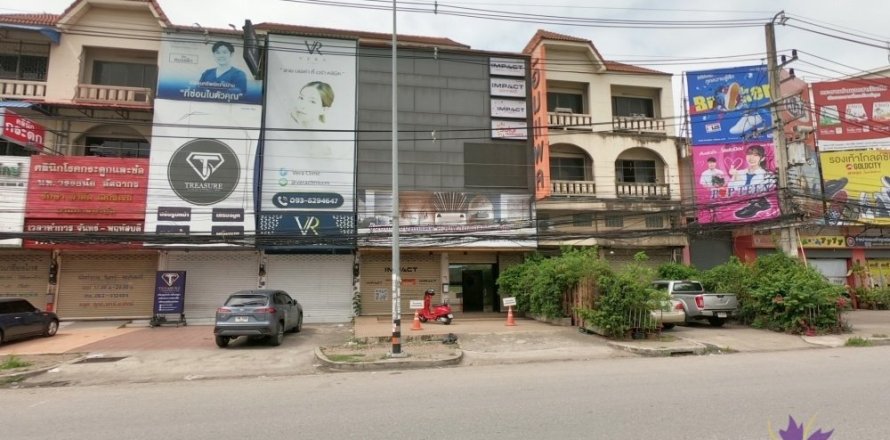640m² Commercial property in Chiang Mai, Thailand No. 97829