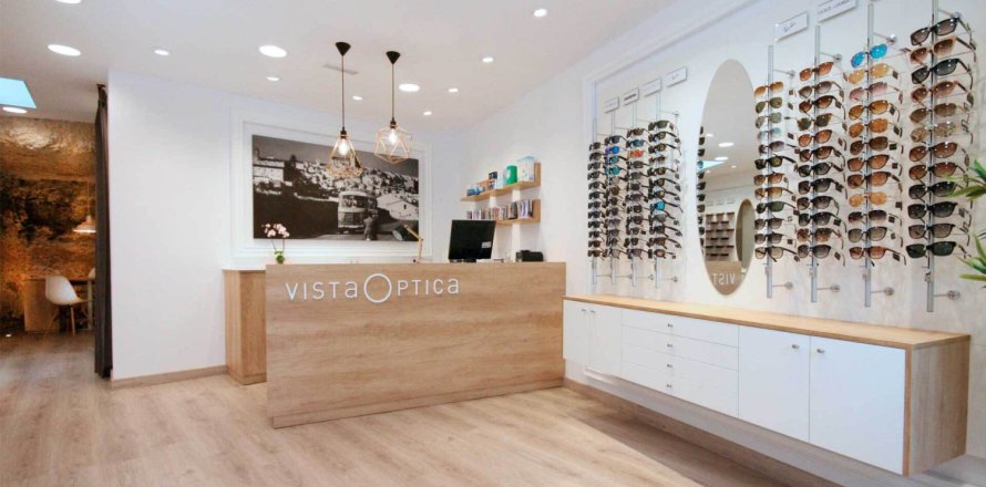 140m² Commercial property in Cho Vam, Vietnam No. 99059